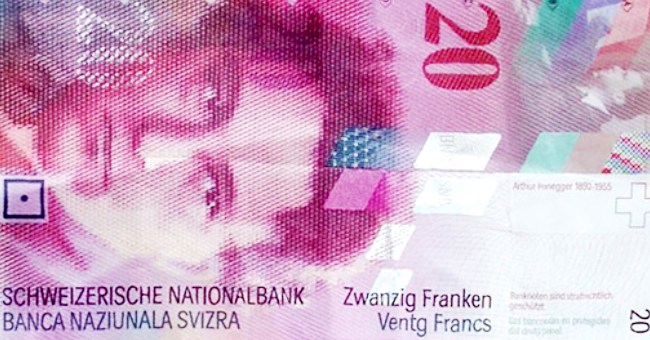 Centralna banka Svajcarske sokirala je danas finansijska trzista ukidanjem trogodisnjeg minimalnog kursa
